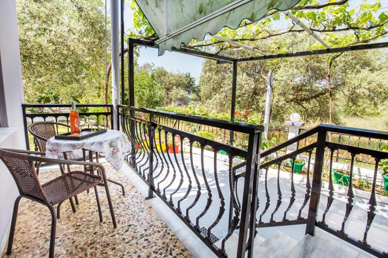 Studios Panagiotas House Astris Bagian luar foto