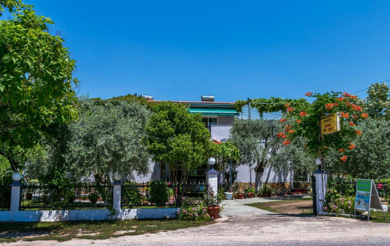 Studios Panagiotas House Astris Bagian luar foto
